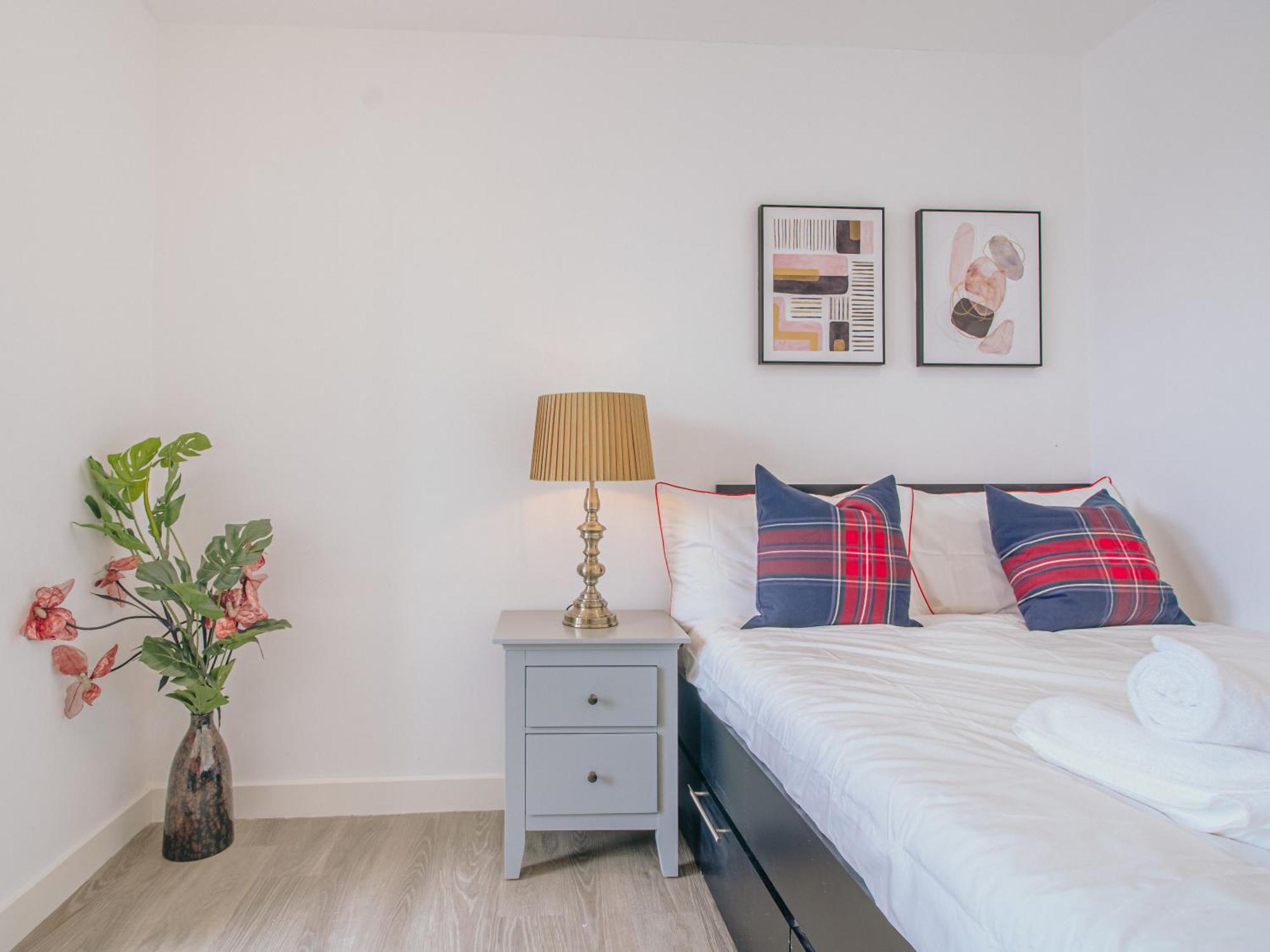 Prime Apartments: Serviced Accommodation with Free WiFi in South Yorkshire Sheffield Exterior photo